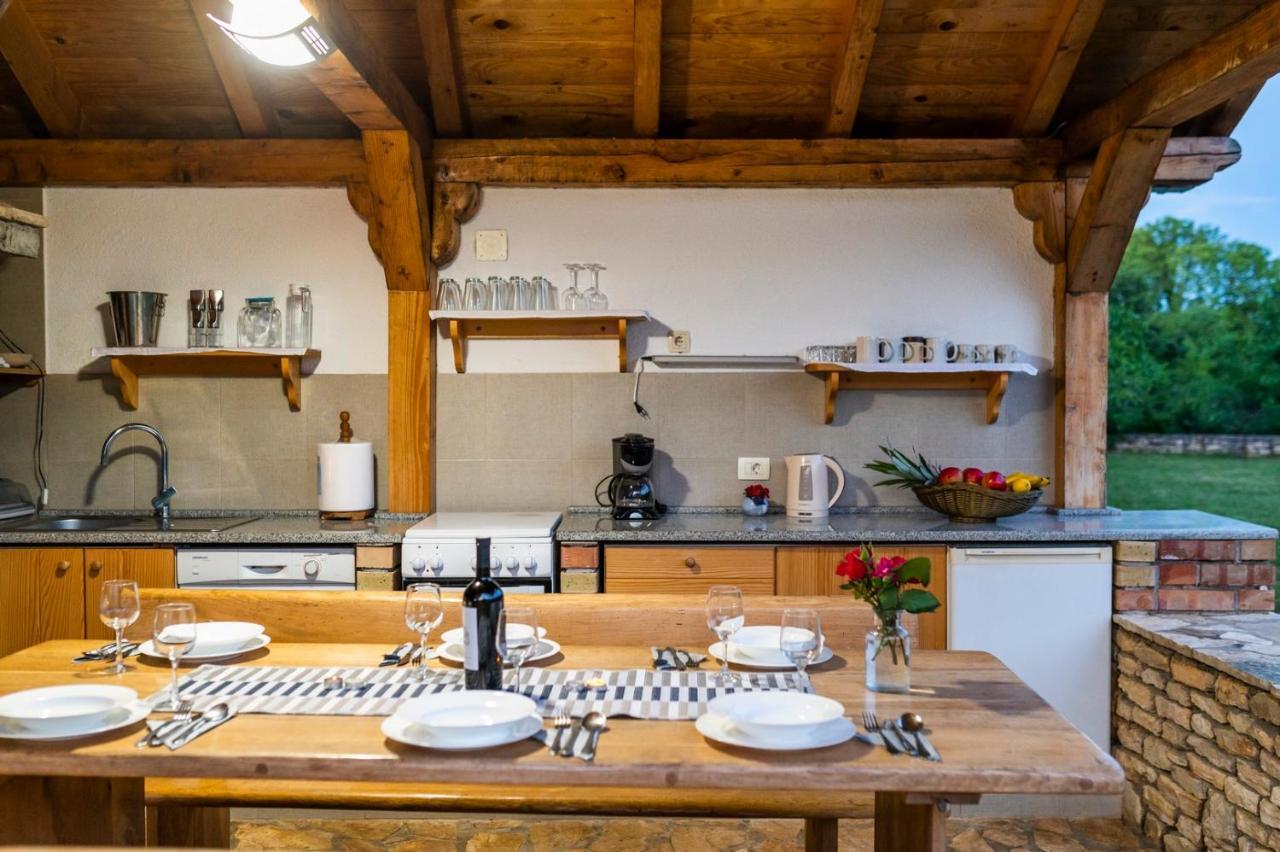 Villa Daja - Adriatic Luxury Villas Oklaj 外观 照片